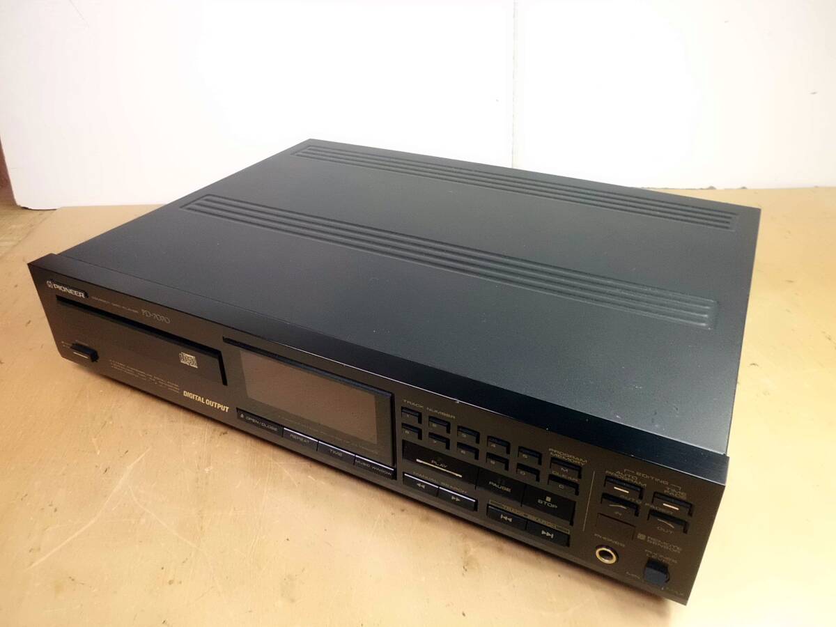 ★即決! PIONEER パイオニア PD-7070 CDプレーヤー 1987年発売 ★ 正常動作品 ★_画像4