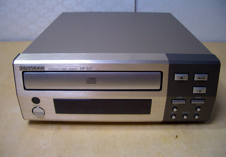 * Kenwood KENWOOD CD player DP-SA7 Junk *