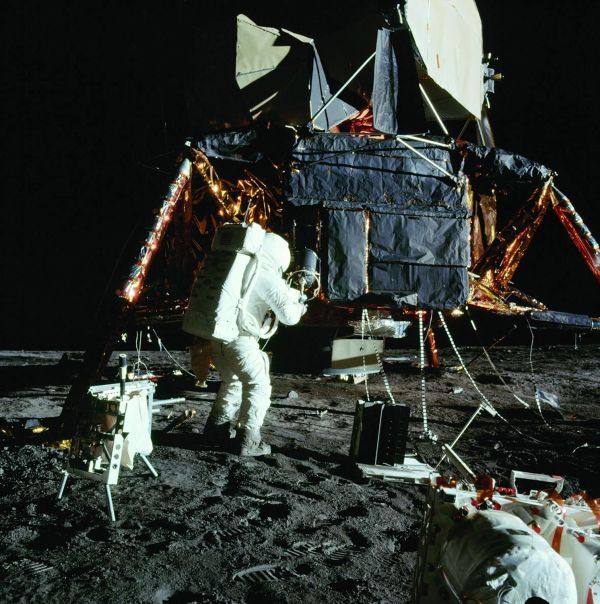 ☆新品☆送料無料☆アポロ計画 月面着陸 NASA Moon Missions Operations Manual: 1969 - 1972☆ヘインズ解説ブック☆ - ドキュメント ☆新品☆送料無料☆アポロ計画 月面着陸 NASA Moon Missions Operations Manual: 1969 - 1972☆ヘインズ解説ブック☆ - ドキュメント