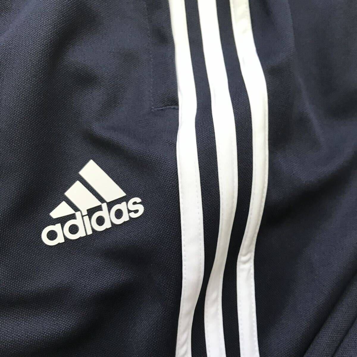 新品 正規品 【メンズXXL】 紺 adidas アディダス ゴルフに最適 ジャージ パンツ スリーライン 春夏 オールシーズン スリムテーパード _画像3