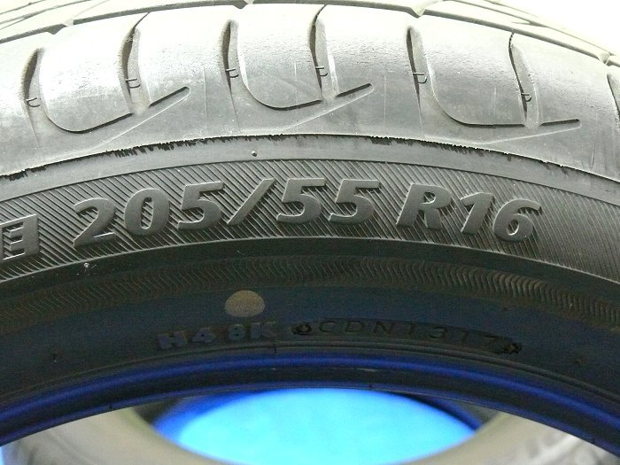 ブリヂストンのPlayz px ☆205/55R16 シリアル1317 ☆中古4本セットの画像3