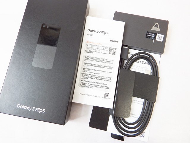 現状品★サムスン Galaxy Z Flip 5 『SCG23』 512GB ブラック 縦折り型■SIMフリー スマホ 本体_画像10