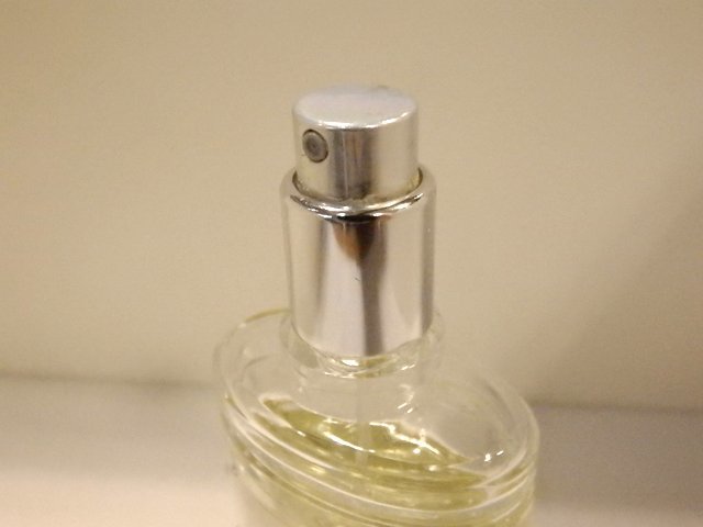 ★ CARON fraiche 50ml 残量約9割以上 フランス製 ブランド香水 オードトワレ パルファム オードキャロンフレッシュ オードトアレ ★_画像3