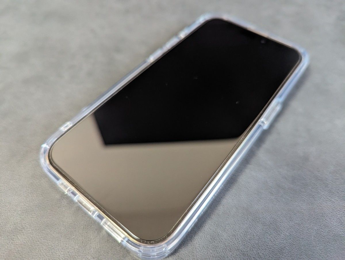 【中古美品】 Apple iPhone 15 pro 128GB  ナチュラルチタニウム ケース ガラスフィルム付き 限定保証あり
