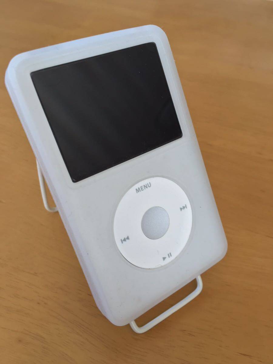 iPod classic用 シリコンケース Ｌ 【マルチスタンド機能付】在庫処分品）の画像3