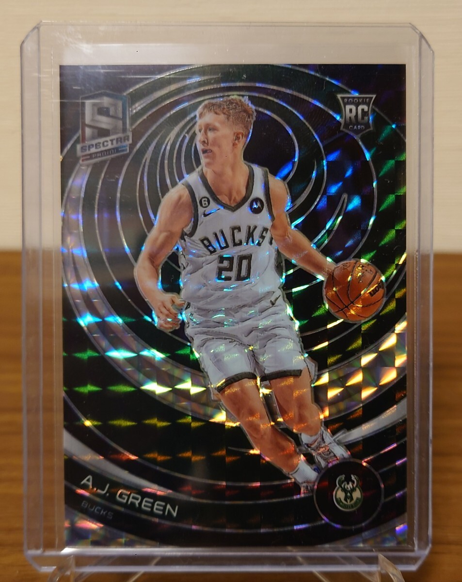 22-23 panini spectra basketball milwaukee bucks a.j. green base interstellar /99 スペクトラ バックス グリーン rc ルーキー nbaの画像1