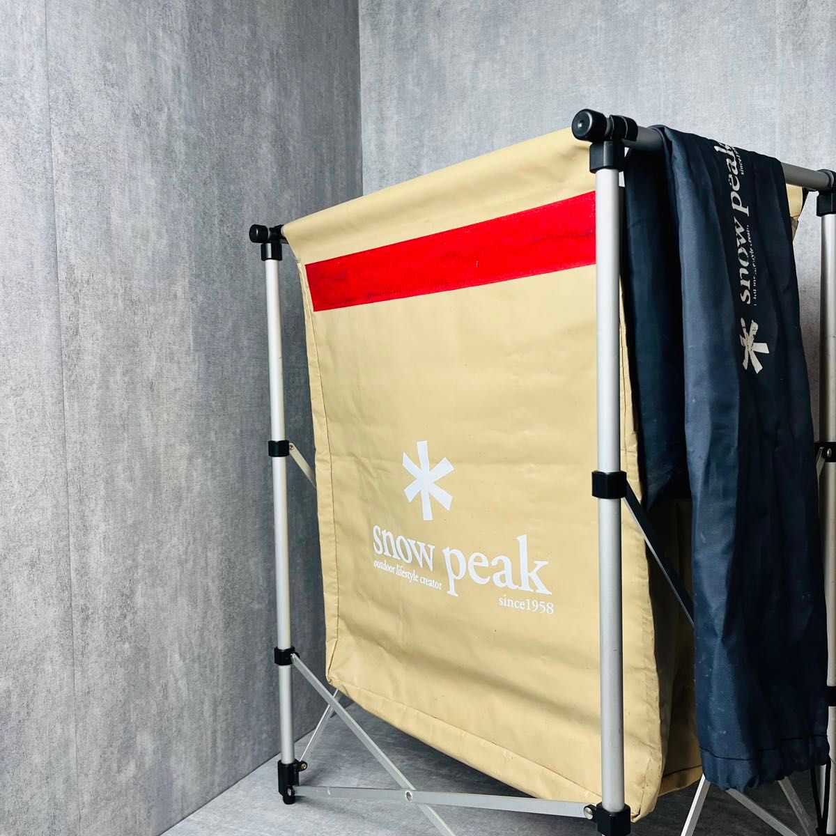 廃盤】snow peak スノーピーク ガビングスタンド ゴミ箱 ごみ箱 廃盤】snow peak スノーピーク ガビングスタンド ゴミ箱 ごみ箱