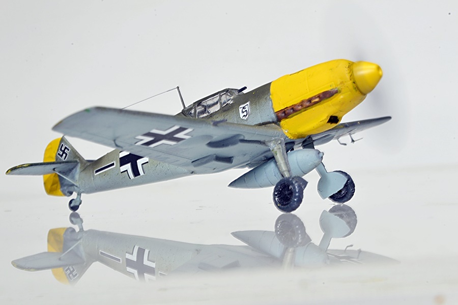 1/144 【完成品】◆ メッサーシュミットBf1090E-4/N　アドルフ・ガーラント少佐_画像6