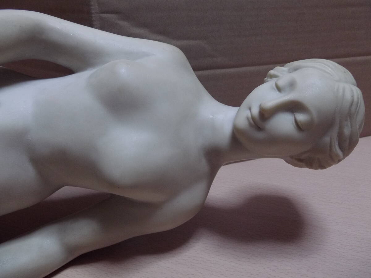 白い裸婦像（大）２１ｘ１９ｘh６０cm　５，７kg　石粉粘土？_画像5