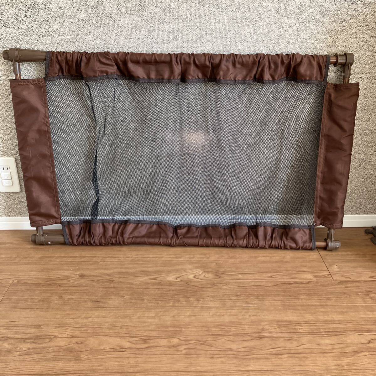  baby gate baby fence Brown baby baby guard west pine shop M a little with defect 