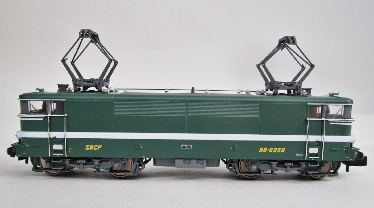 Yahoo!オークション - TRIX 16694 フランス国鉄 (SNCF) 急行列車 Yahoo!オークション - TRIX 16694 フランス国鉄 (SNCF) 急行列車
