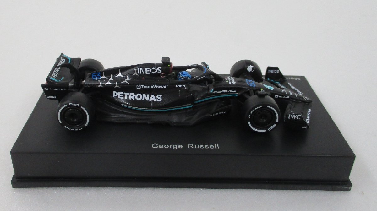 スパーク 1/64 メルセデス AMG ペトロナス F1チーム W14 Eパフォーマンス 2023 F1#63 定形外○【ジャンク】ukt022610の画像3