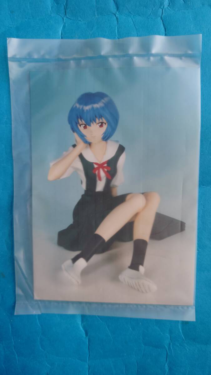 エヴァンゲリオン 1/4 綾波レイ 制服のレイ 座像 カバン欠品 エヴァンゲリオン 1/4 綾波レイ 制服のレイ 座像 カバン欠品