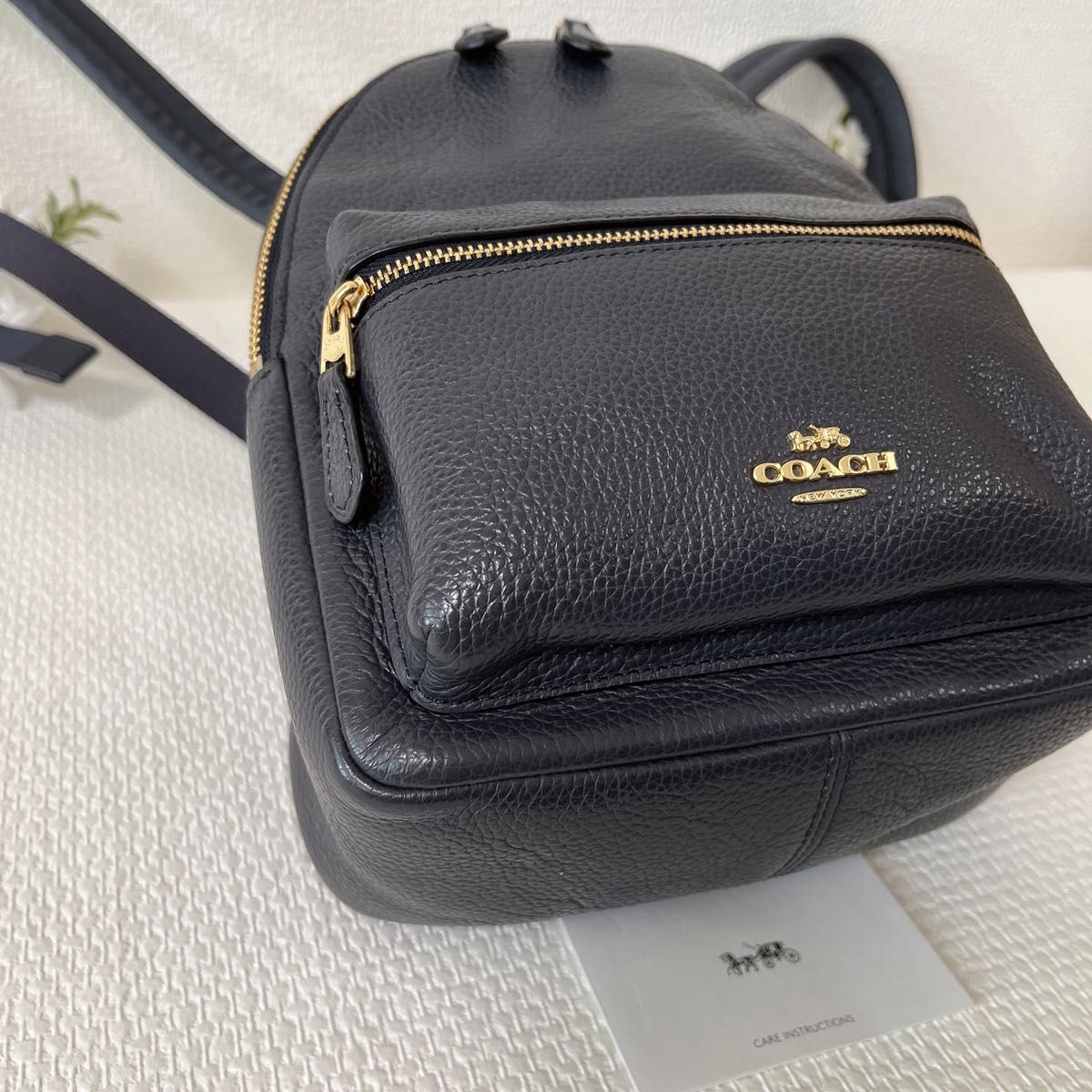 【未使用に近い】COACH コーチ リュックサック バックパック ミニリュック レザー グレー チャーム・カード付き