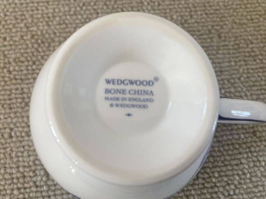 WEDGWOOD BONE CHINA MADE IN ENGLAND WEDGWOOD/ウェッジウッド BLUE PLUM ブループラム カップ&ソーサー トリオ2セット/プレート/ケーキ皿_画像5