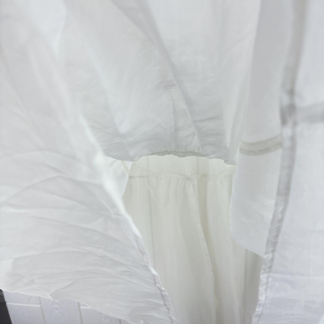 【新品タグ付き24時間以内発送】ローリーズファーム アンダースカートの画像5