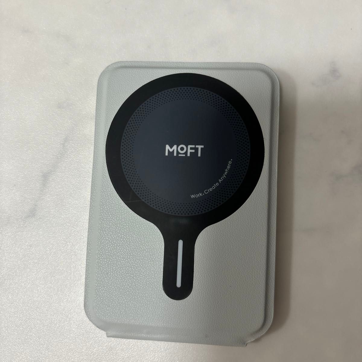 MOFT iPhone スマホスタンド 三脚 撮影 トライポッド MagSafe マグネット カード式収納 持ち運び 自撮