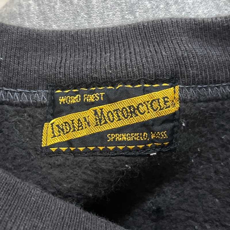 Indian Motorcycle/インディアン モーターサイクル/ワッペン×サガラ刺繍/配色切り替え/クルーネックスウェット/グレー/裏起毛_画像7