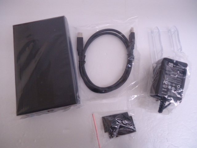 【KCM】amb-626★箱痛み未使用★【玄人志向】 3.5型SATA対応ハードディスクケース 超高速USB3.0対応 ブラック GW3.5AI-SU3/VB_画像5