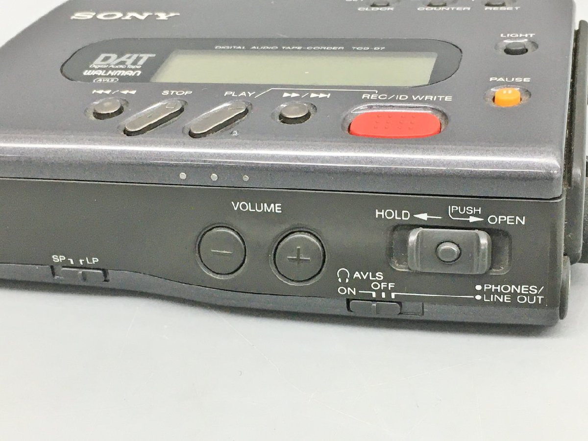 ソニー SONY ポータブルカセットレコーダー ウォークマン TCD-D7 ジャンク 2403LR009の画像6