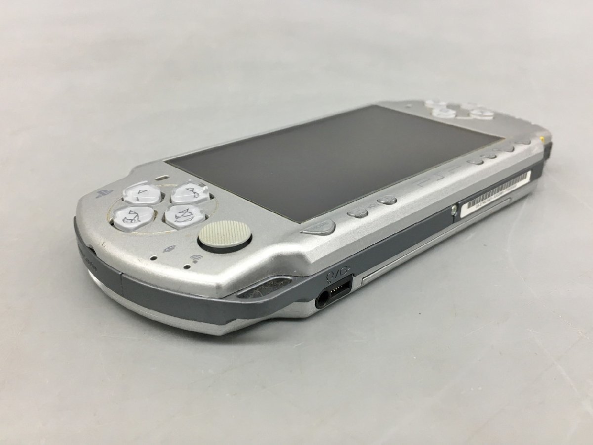 ゲームハード SONY PlayStation Portable プレイステーション・ポータブル PSP PSP-2000 本体のみ ジャンク 2402LO163_画像2