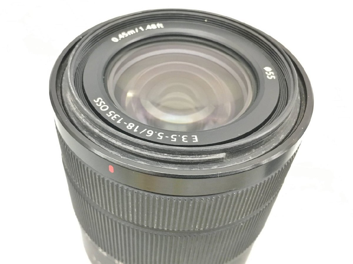 camera lens SEL18135 Sony SONY F:3.5-5.6 18-135mm OSS lens with a hood .2403LR060