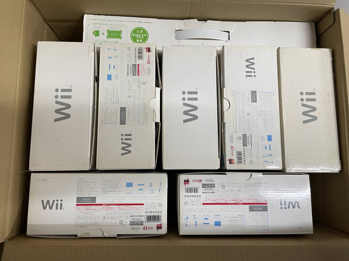 ☆ Wii ☆ Nintendo Wii 本体 まとめ売り 7台 未チェック ジャンク Wiiリモコン センサーバー ヌンチャク シロ バランスボード 任天堂_画像1