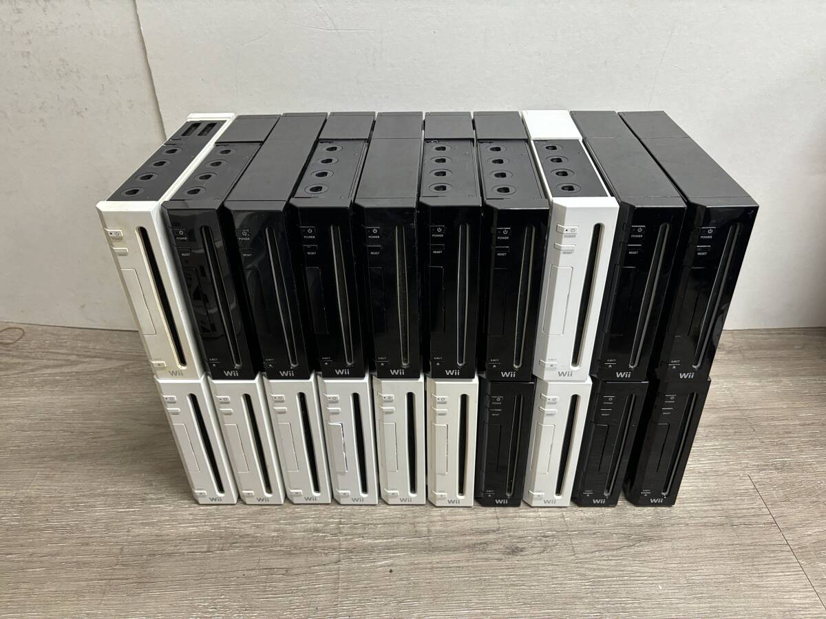 ☆ Wii ☆ 本体 RVL-001 大量 まとめ 20台 セット 本体のみ リモコン ヌンチャク 他付属品欠 動作未確認 ジャンク Nintendo 任天堂_画像1