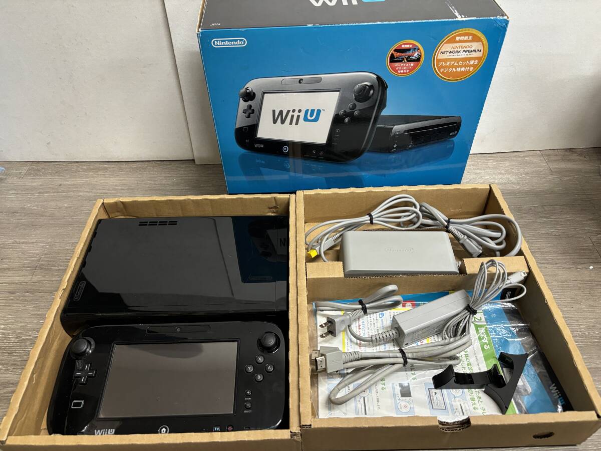 ☆ WiiU ☆ プレミアムセット 32GB クロ 動作品 本体 コントローラー 箱 説明書 付属 Nintendo 任天堂 Wii U9738_画像1