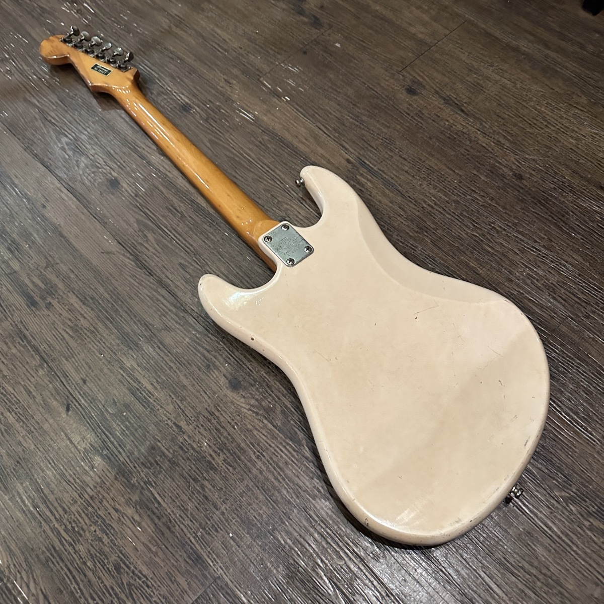 Yahoo!オークション - Arai Diamond 1802T Electric Guitar Yahoo!オークション - Arai Diamond 1802T Electric Guitar