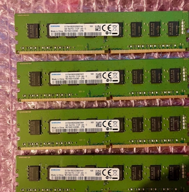 W099☆ SAMSUNG DDR4 PC4-2133P-UA0-10 4GB×4 計16GB デスクトップ用メモリ Memory メモリー 動作確認済み _画像1