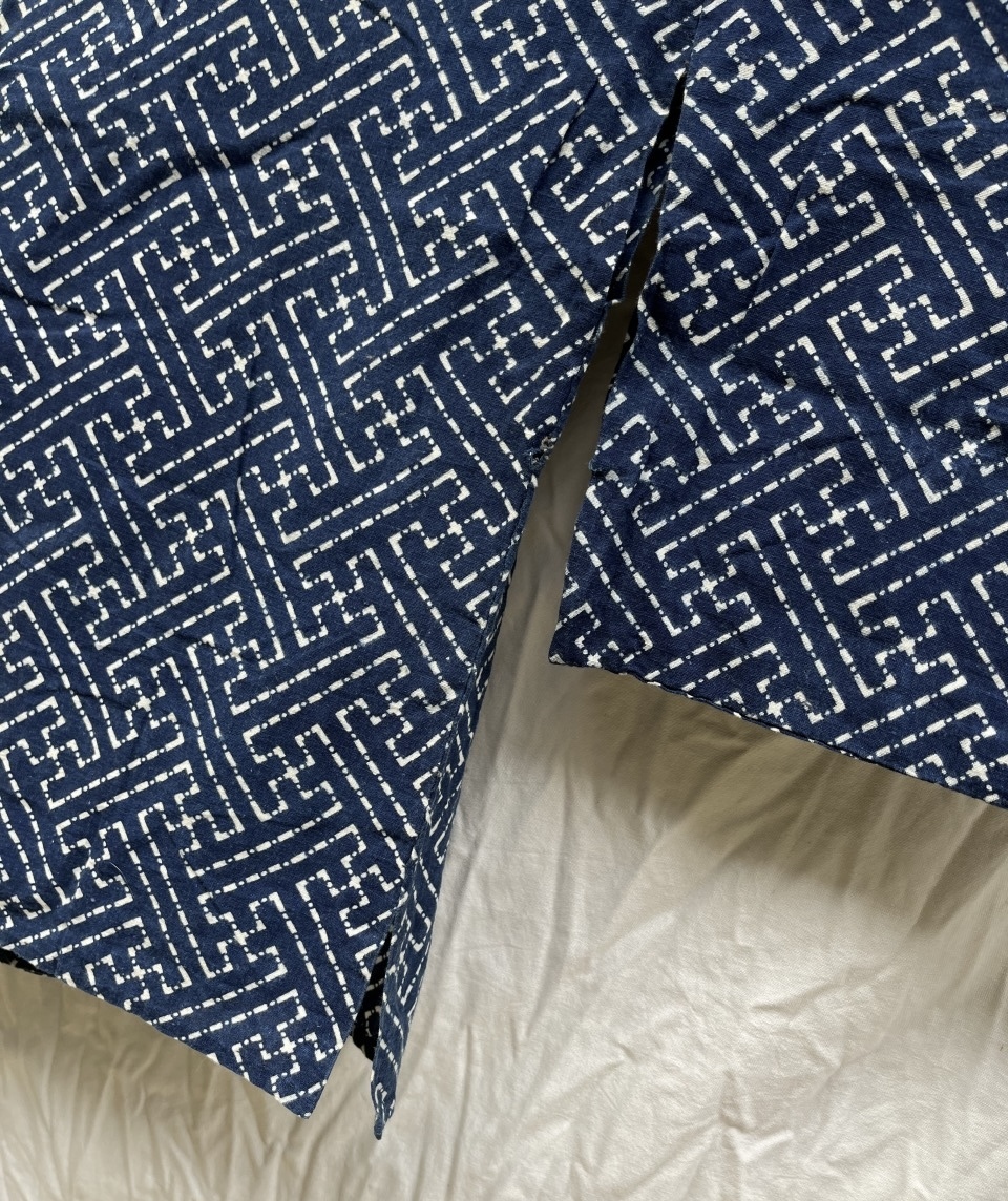 藍の綺麗な 鮮やかな色味 藍染 和ガウン 羽織 半襦袢 着物 日本の古い服 JAPAN VINTAGE ジャパンヴィンテージ 30s40s 昭和初期 戦前 戦後_画像8