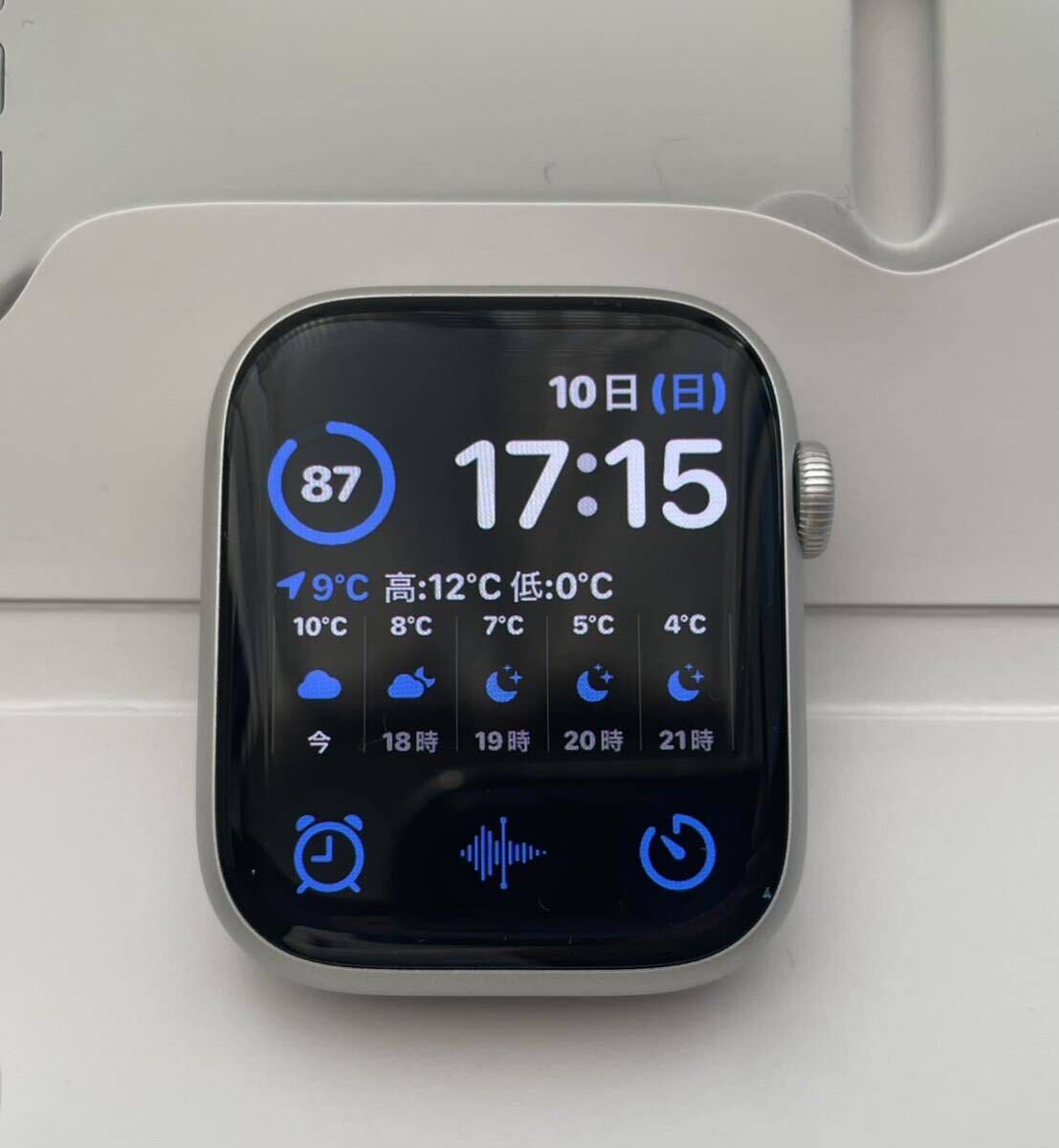 超美品 Apple Watch series 8 45mm GPSモデル シルバー アルミニウム バッテリーの状態:最大容量99% / アップルウォッチシリーズ8_画像2