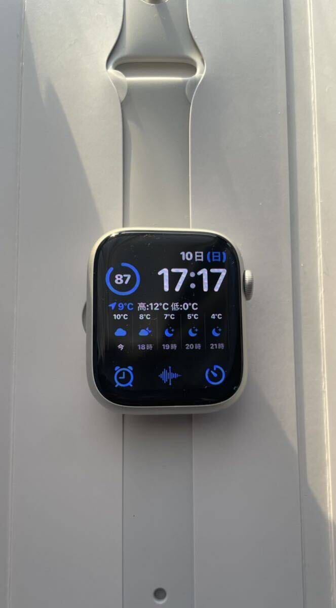 超美品 Apple Watch series 8 45mm GPSモデル シルバー アルミニウム バッテリーの状態:最大容量99% / アップルウォッチシリーズ8_画像1
