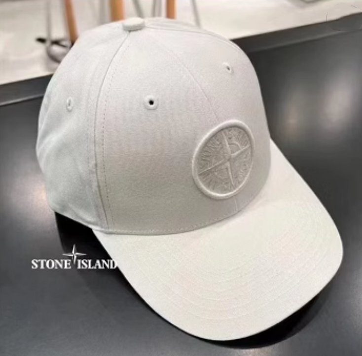 新品未使用　STONE ISLAND キャップ　帽子　ハット　メンズ　刺繍ロゴ　男女兼用　onesize　zd76
