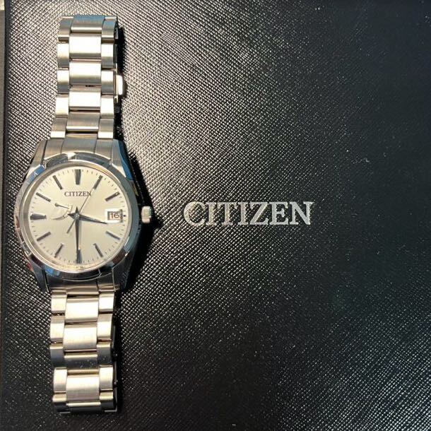 CITIZEN　ザ・シチズン　AQ1000-58A A010-T017983 ソーラー　ホワイト文字盤　デイト　保証書他付属品あり　美品