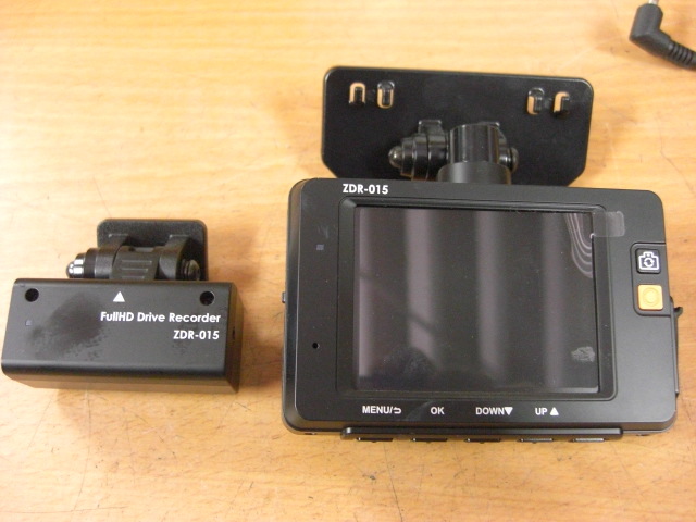 美品 動作OK コムテック ZDR-015 前後 2カメラ 200万画素 WDR HDR GPS 駐車監視録画 取扱説明書付き 送料安 ワゴンR タント フリード _保護シートが付いたままになっています