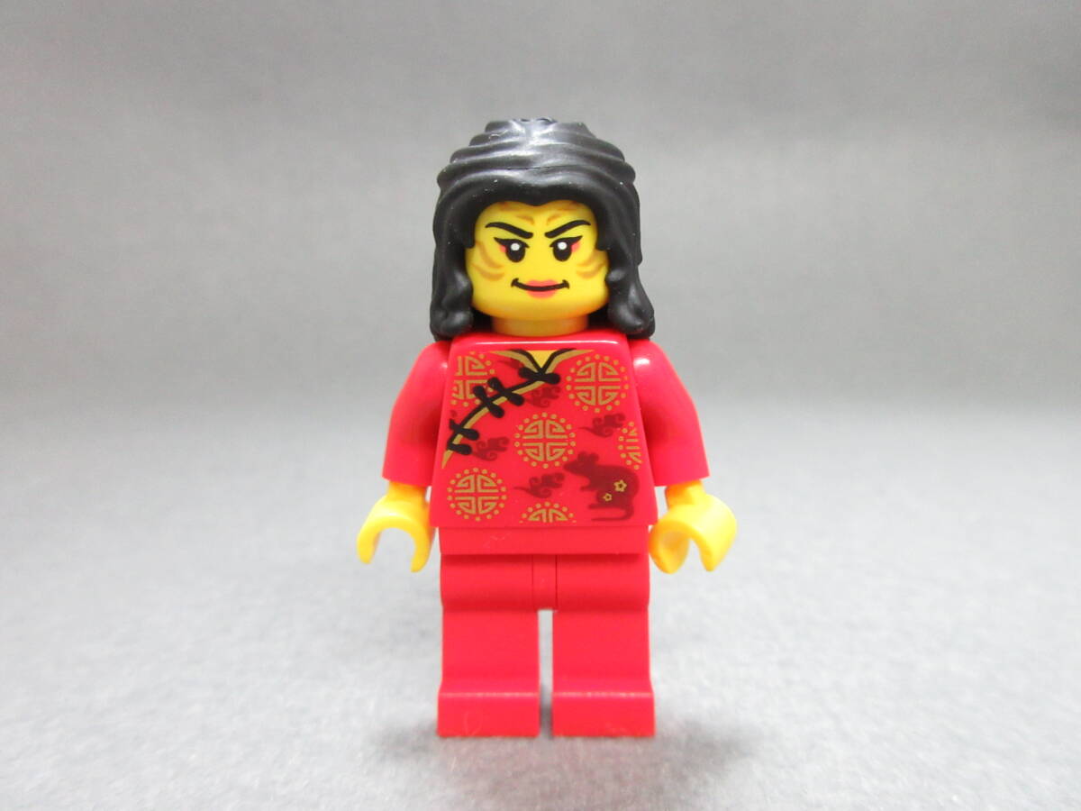 LEGO★135 正規品 チャイナ 中華 街の人 ミニフィグ 同梱可能 レゴ シティ タウン 男 女 子供 女の子 男の子 髪の毛 トルソー レッグ_画像1