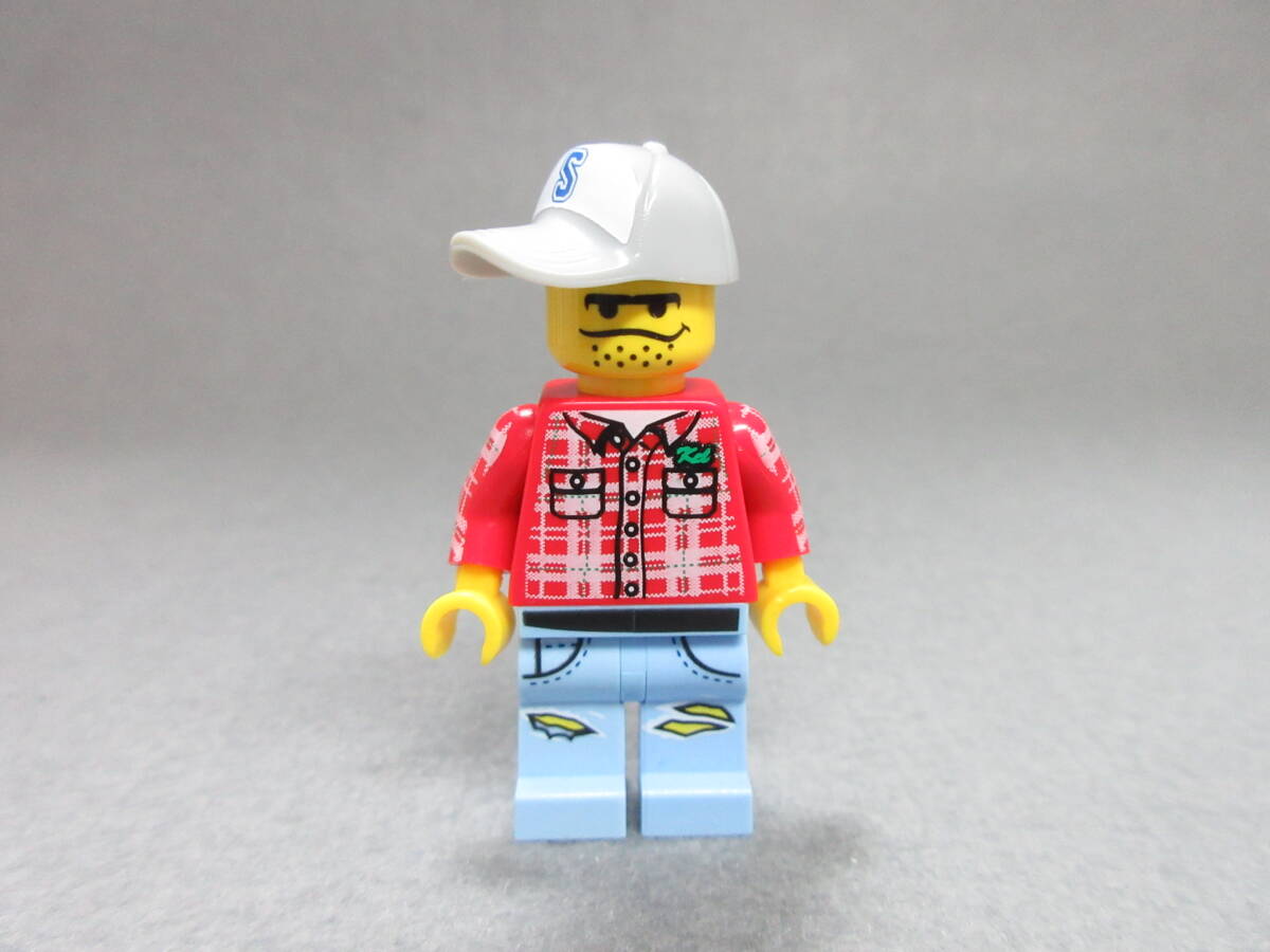 LEGO★231 正規品 青年 野球 少年 街の人 ミニフィグ 同梱可能 レゴ シティ タウン 男 女 子供 女の子 男の子 髪の毛 トルソー レッグの画像1