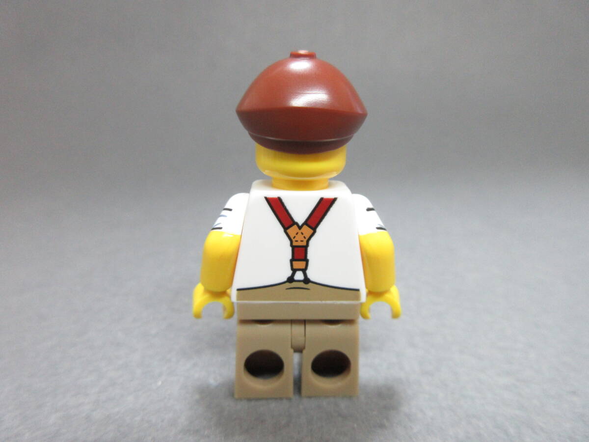 LEGO★340 正規品 新聞 配達員 街の人 ミニフィグシリーズ 同梱可能 レゴ シティ タウン 男 女 子供 女の子 男の子 髪の毛 トルソー レッグの画像2
