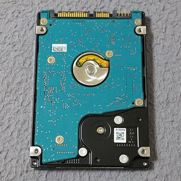 東芝 TOSHIBA 2.5インチHDD 500GB 7mm厚  使用 7268時間 正常判定