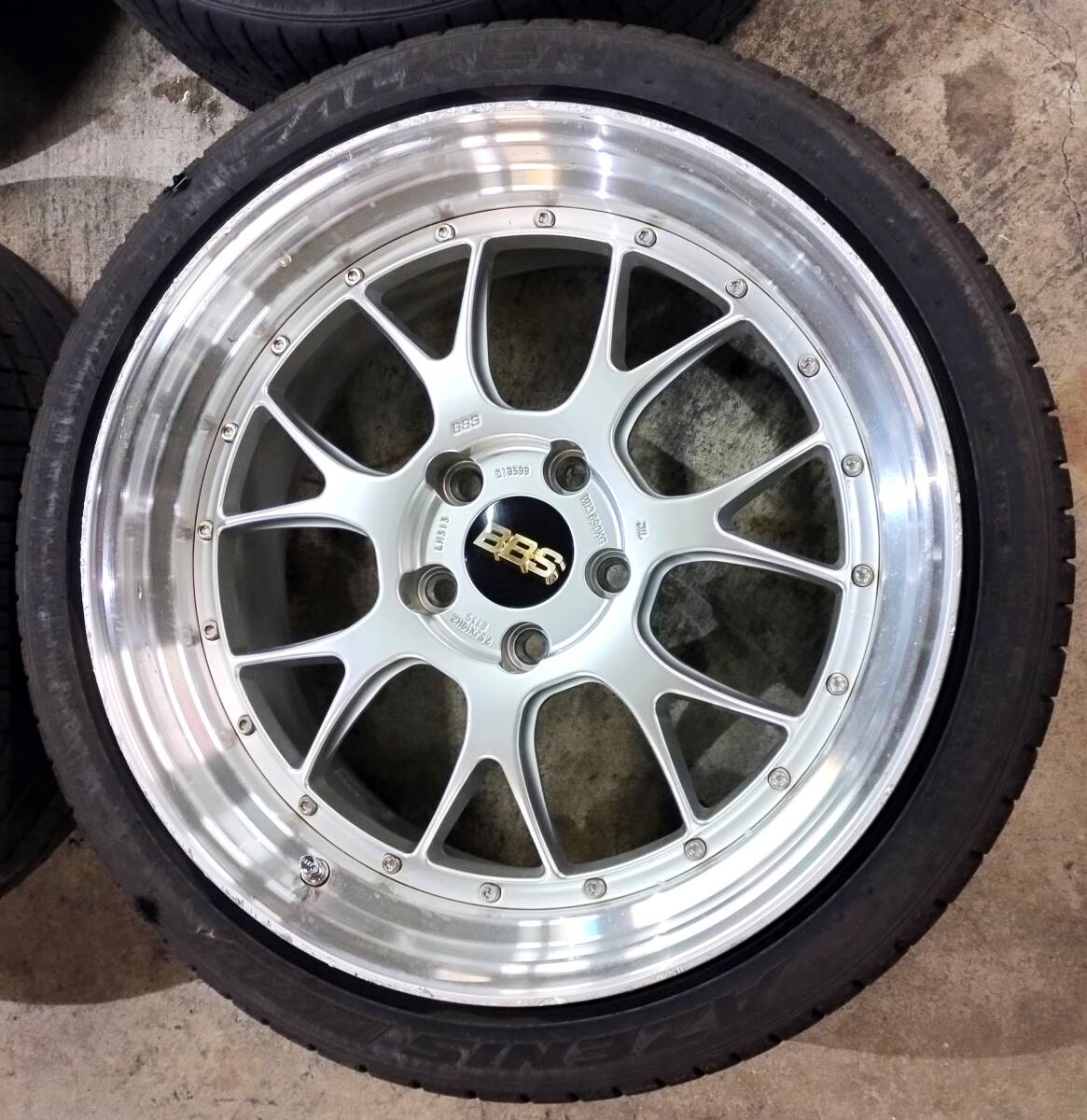 BBS　タイヤホイールセット　 LM-R 19インチ　PCD120　５穴　BMW F3x _画像4