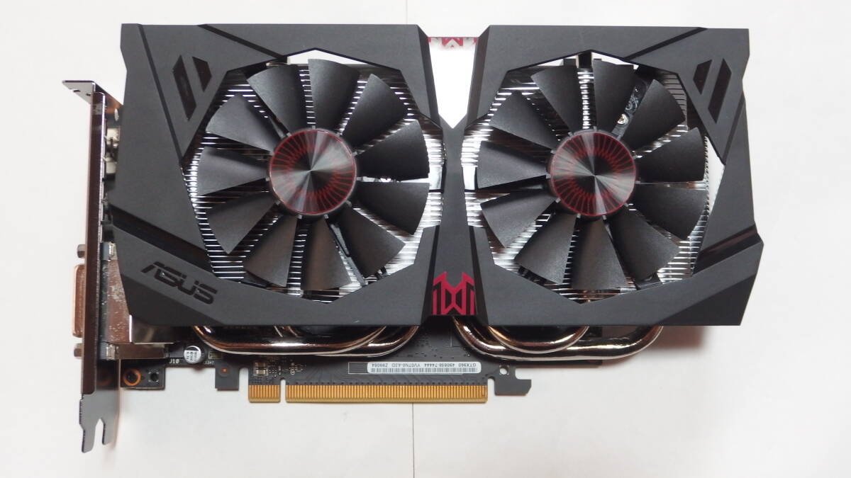 ASUS GeForce GTX 960 2GB搭載 PCI-Ex16接続 ビデオカード STRIX-GTX960-DC2OC-2GD5 動作品の画像2