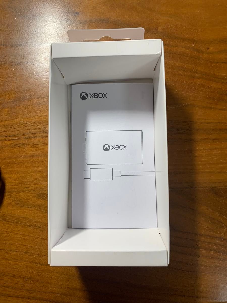 Xbox ワイヤレス コントローラー + 充電式バッテリー + USB-ケーブル