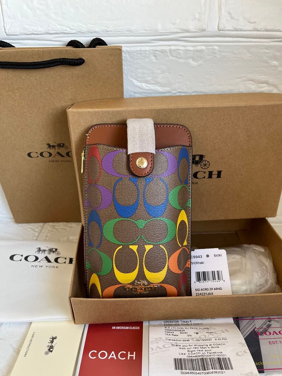 COACH スマホショルダーバッグレインボーシグネチャー 新品未使用品