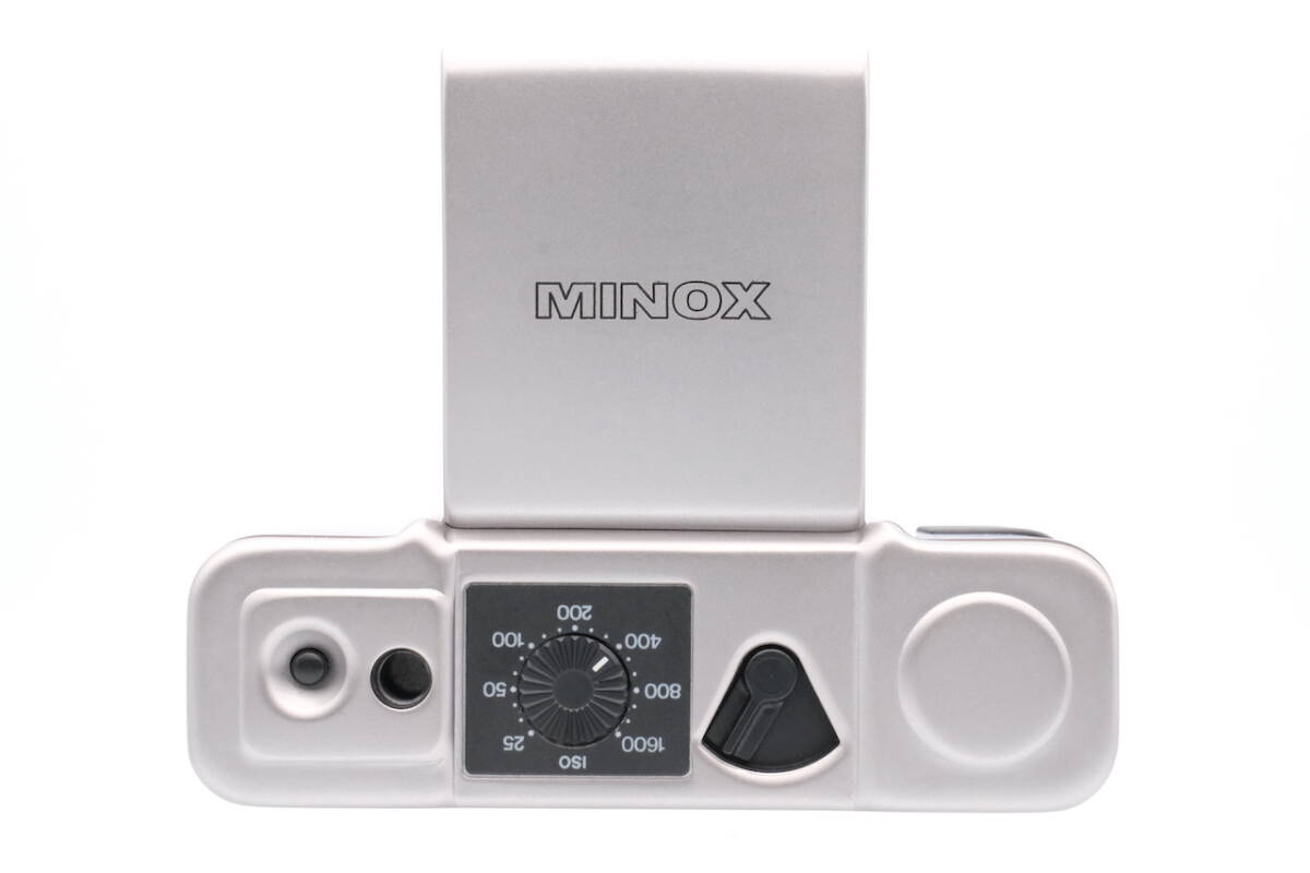 MINOXmi knock sM*D*C / MC Minoxar 35mm F2.8 compact film camera single burnt point lens vanity case 