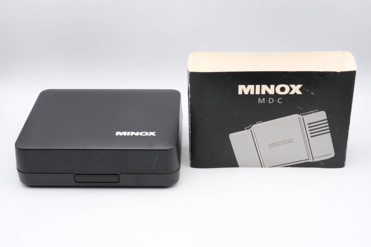 MINOXmi knock sM*D*C / MC Minoxar 35mm F2.8 compact film camera single burnt point lens vanity case 