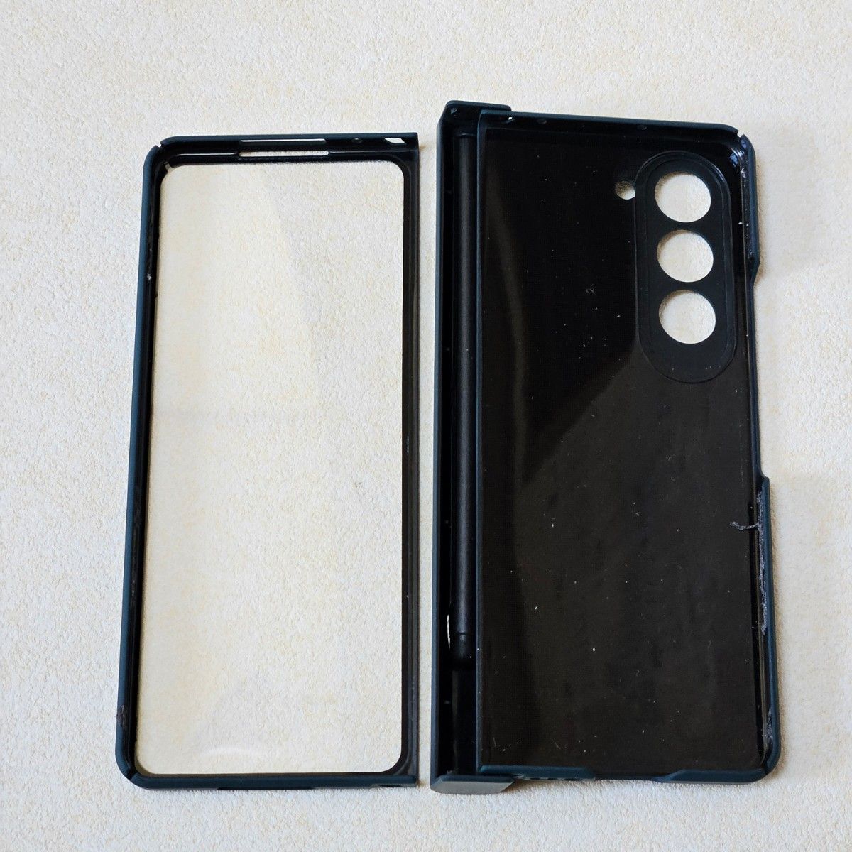 Galaxy Z fold5 ケース ベン付  NINKI製 ほぼ未使用 耐衝撃 オリーブ色