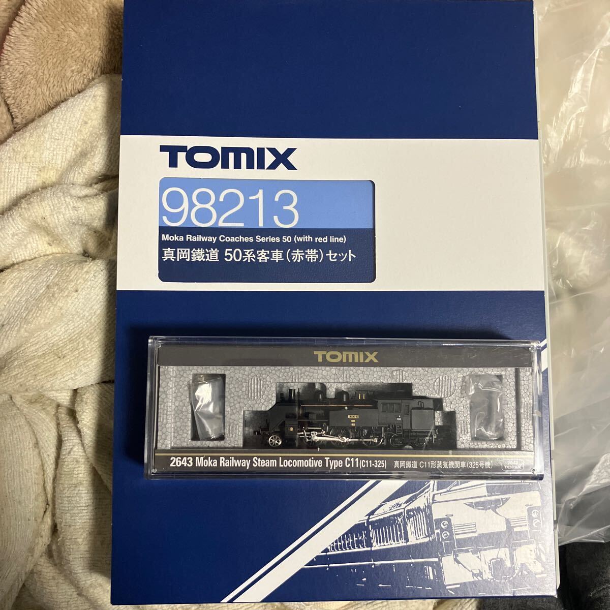 TOMIX 2643 真岡鐡道 C11形蒸気機関車（325号機）、98213 真岡鐡道50系客車（赤帯）のセット