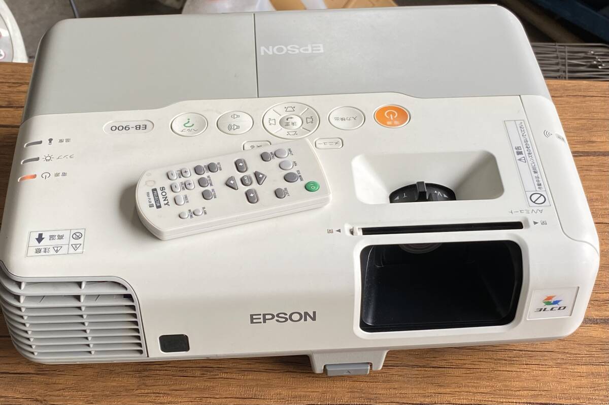 中古　＊ 　EPSON　　　EB-900　リモコンあり（ランプ使用時間：2326時間）　：　ジャンク扱い_画像7